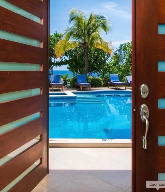 Hospitality Expert Little Waters Villa 内格里尔 外观 照片