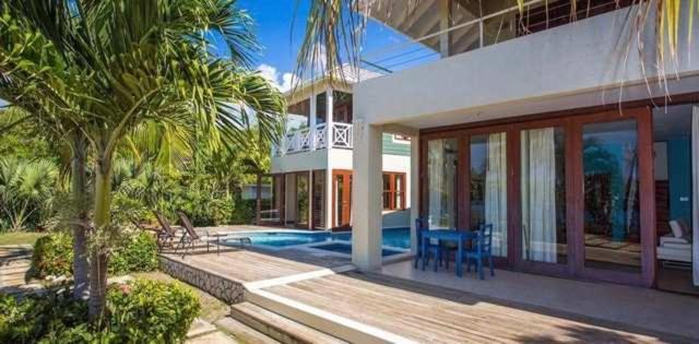 Hospitality Expert Little Waters Villa 内格里尔 外观 照片